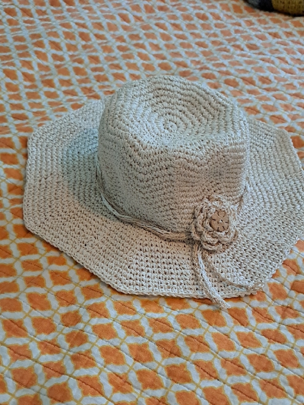Woven Straw Sun Hat with Floral Accent - Cream